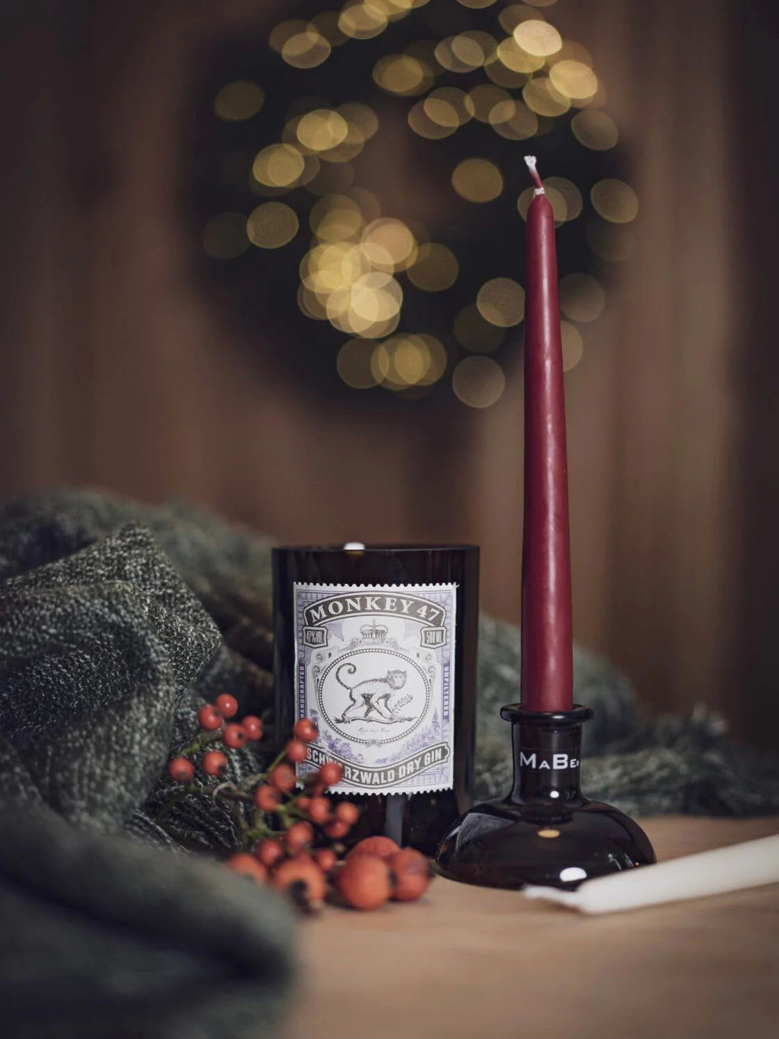 Gin Vase von MaBe - handgefertigtes Glasobjekt aus der Monkey 47 Schwarzwald-Gin-Flasche