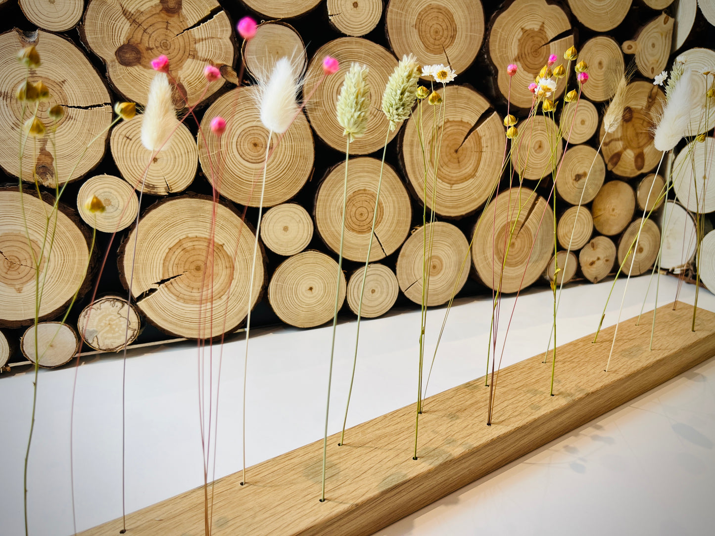 Flowerbar "Blumenharmonie" aus massiver Eiche inkl. Trockenblumen, elegante Eichenholz Tischdekoration für getrocknete Blumen, Blumenkranz