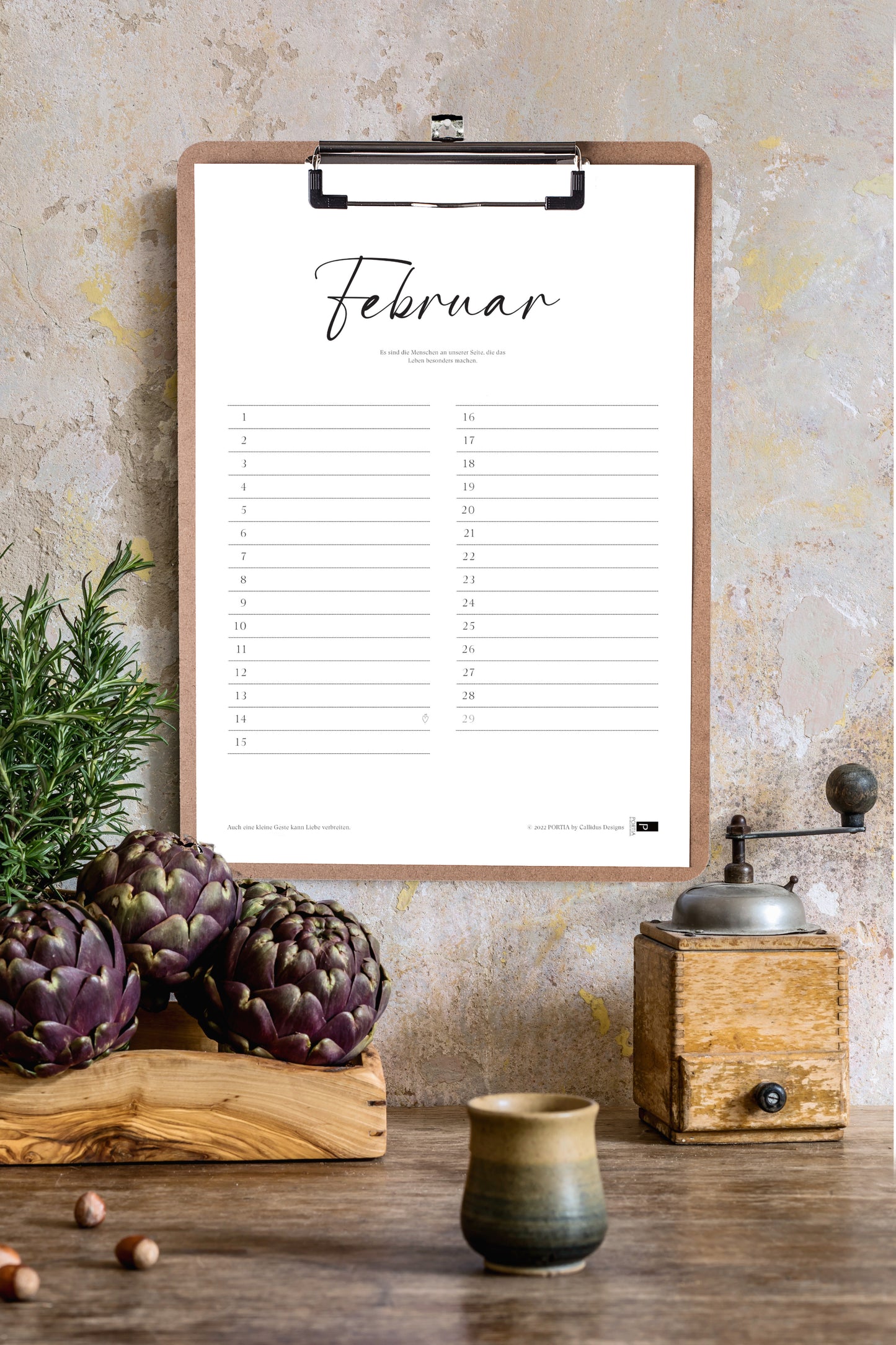 12 Monatskalender mit Klemmbrett in DIN A4 als immerwährender Kalender mit einzelnen Monaten, Geburtstage, als Familenplaner