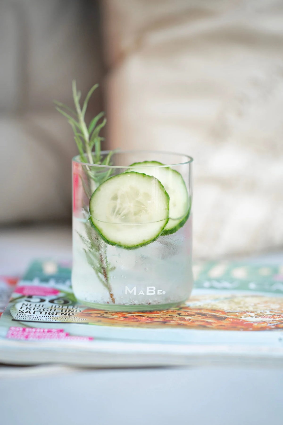 Trinkglas 250 ml von MaBe – handgefertigtes Upcycling-Glas aus einer 0,7l Weinflasche