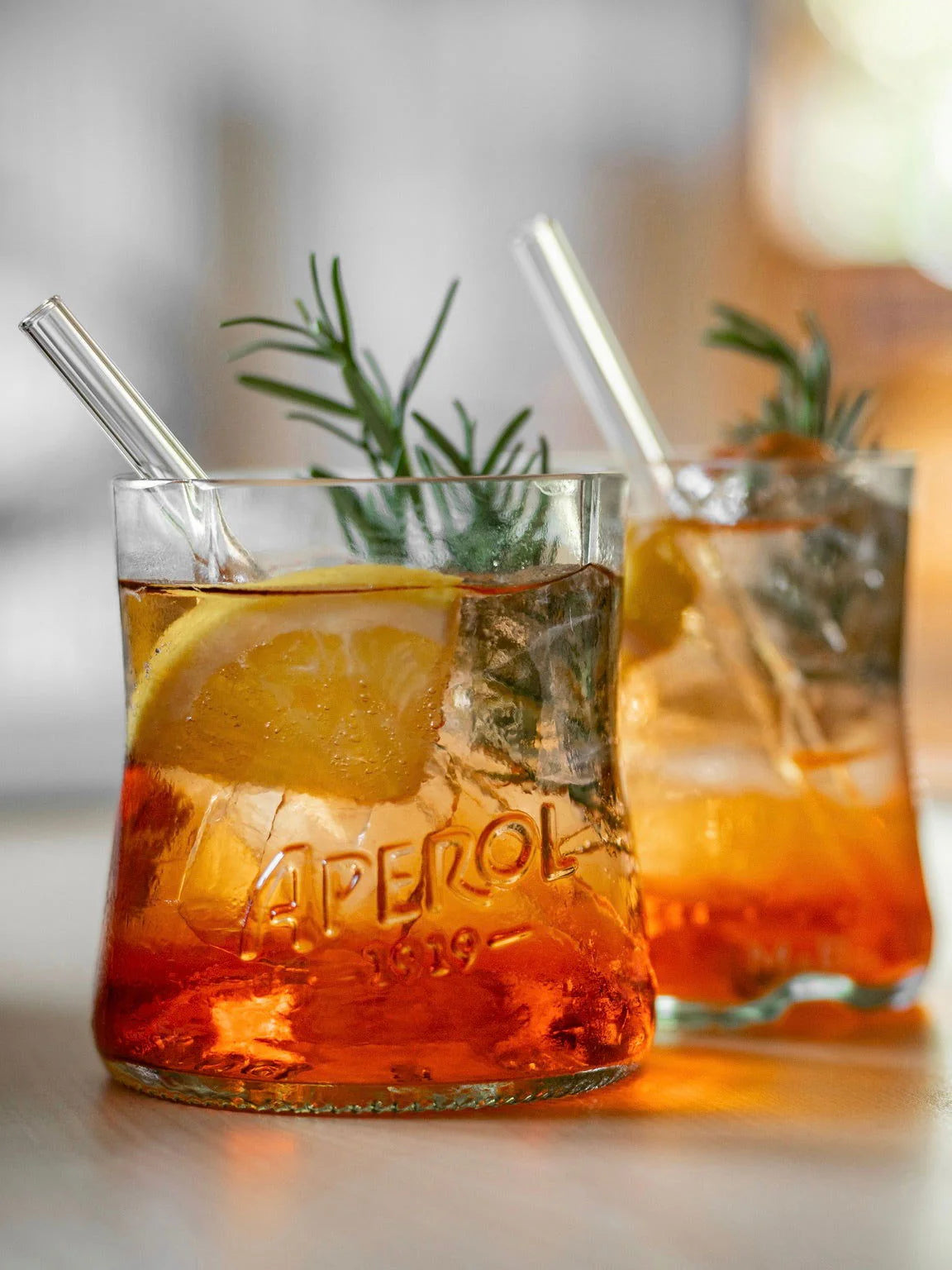 Aperol Glas von MaBe - handgefertigtes Upcycling-Glas aus Original 1,0l Aperol Flasche