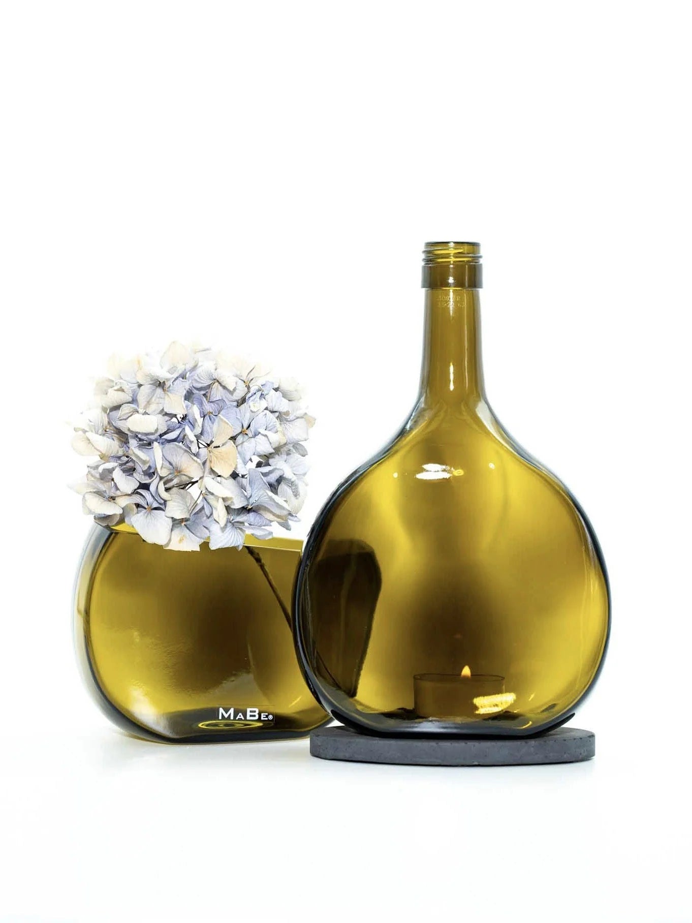 Danish Design Vase von MaBe - handgefertigtes Upcycling-Objekt aus dem Bocksbeutel