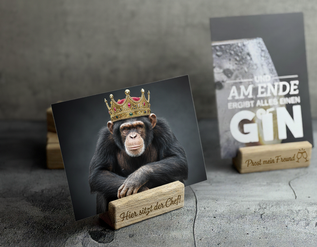 Personalisierter Tischkartenhalter aus naturbelassener Eiche - Gravur trifft Erinnerung, für Fotos & Bilder in 8, 20, 30, 40, 50, 60cm