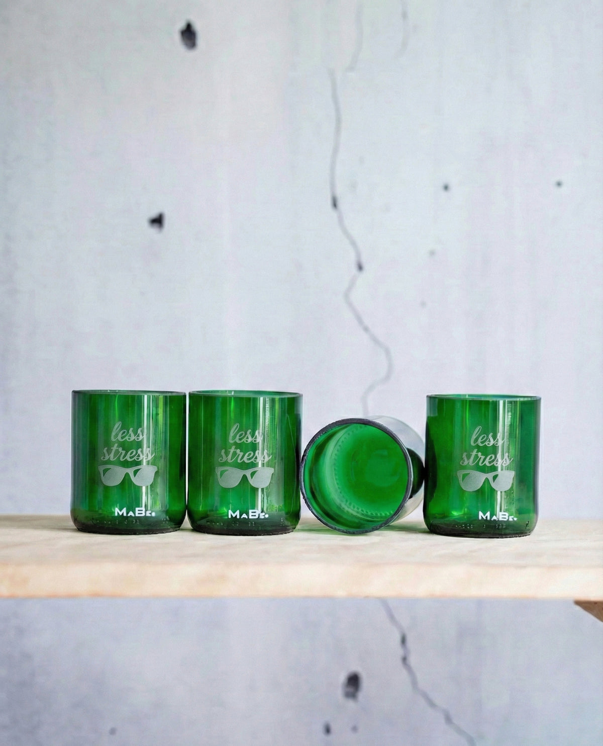 Trinkglas 250 ml von MaBe – handgefertigtes Upcycling-Glas aus einer 0,7l Weinflasche