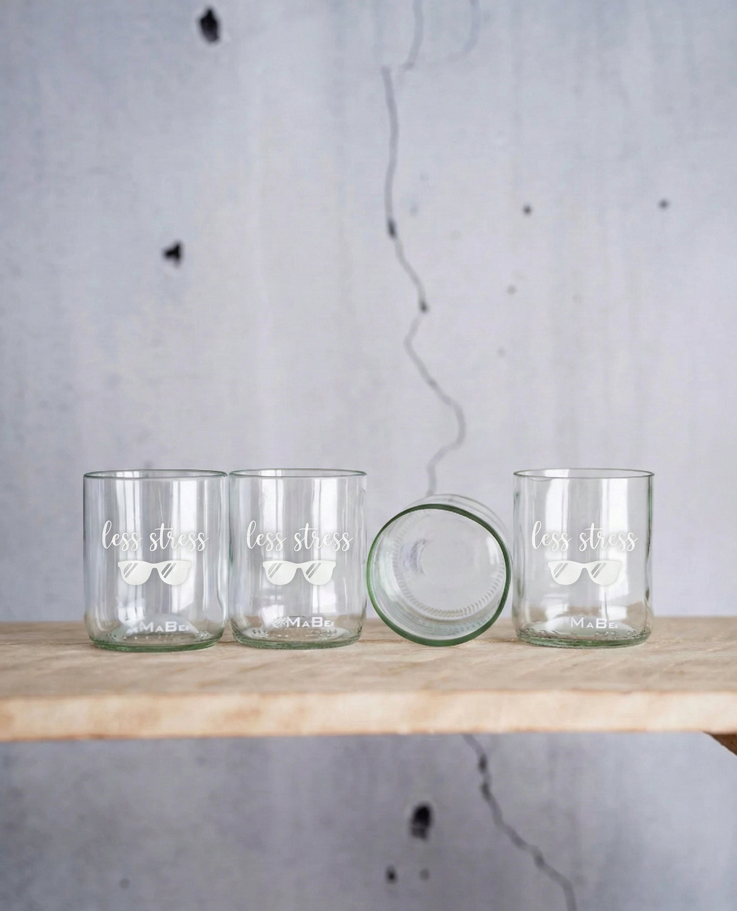 Trinkglas 250 ml von MaBe – handgefertigtes Upcycling-Glas aus einer 0,7l Weinflasche